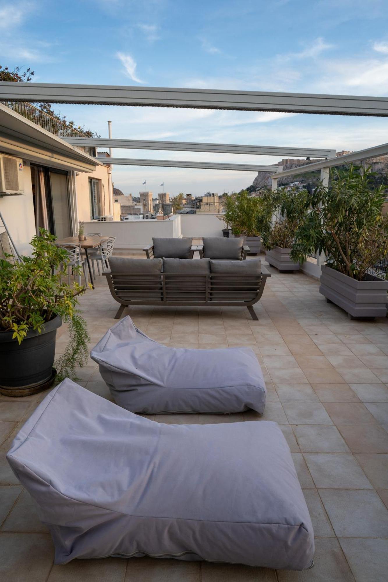 V&V Acropolis View Apartment เอเธนส์ ภายนอก รูปภาพ