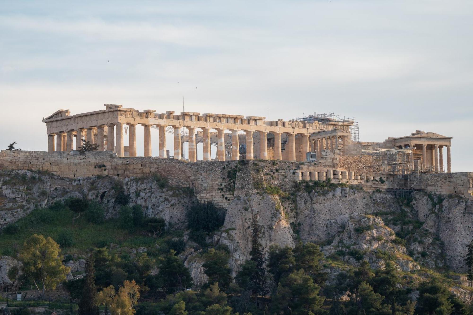 V&V Acropolis View Apartment เอเธนส์ ภายนอก รูปภาพ